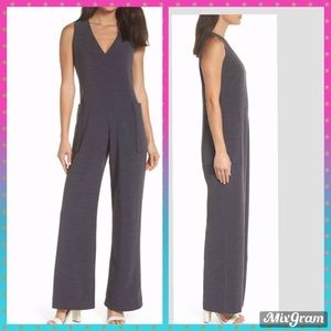 💗HARBOR V NECK JUMPSUIT BY CAARA SIZE: MEDIUM 💗